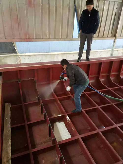 聚氨酯發(fā)泡填充 船艙船體保溫