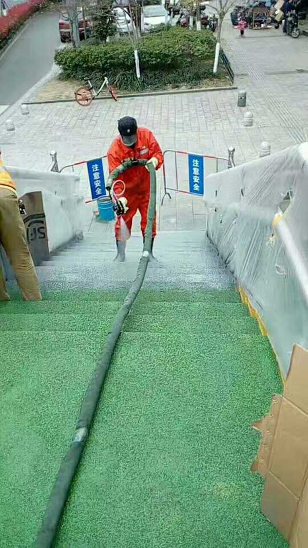 濟(jì)南聚脲噴涂機城市天橋聚脲防滑