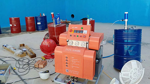 油漆噴涂機(jī)能噴聚脲嗎(圖1) H5600聚脲噴涂機(jī)