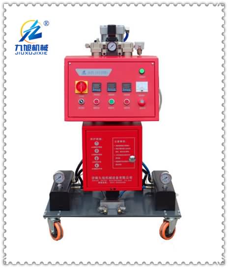 聚氨酯發(fā)泡設備型號：JNJX-